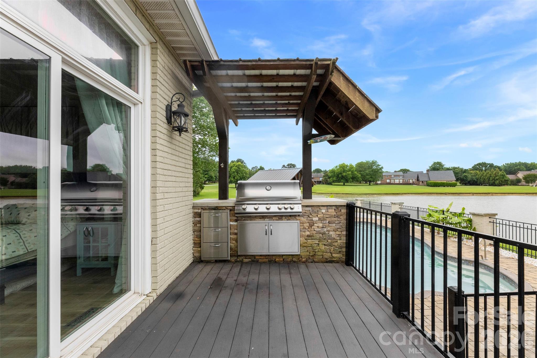 Silver Lakes - Residential