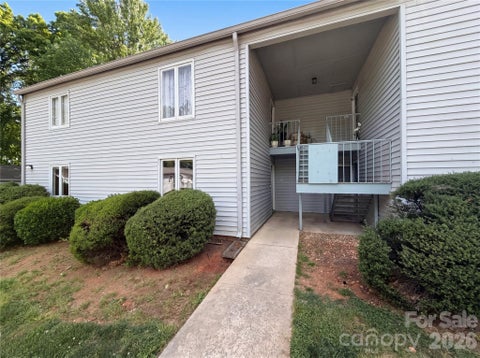 Photo of 2020 Stoney Point Lane, Charlotte, NC 28210 (MLS # 4426673)