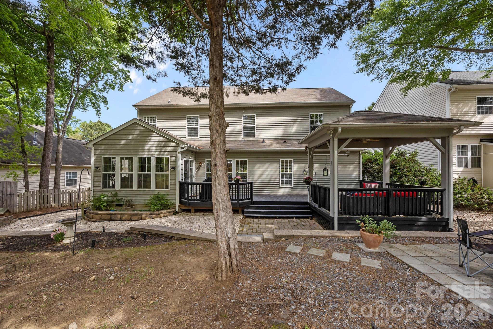 Sunset Point - Residential