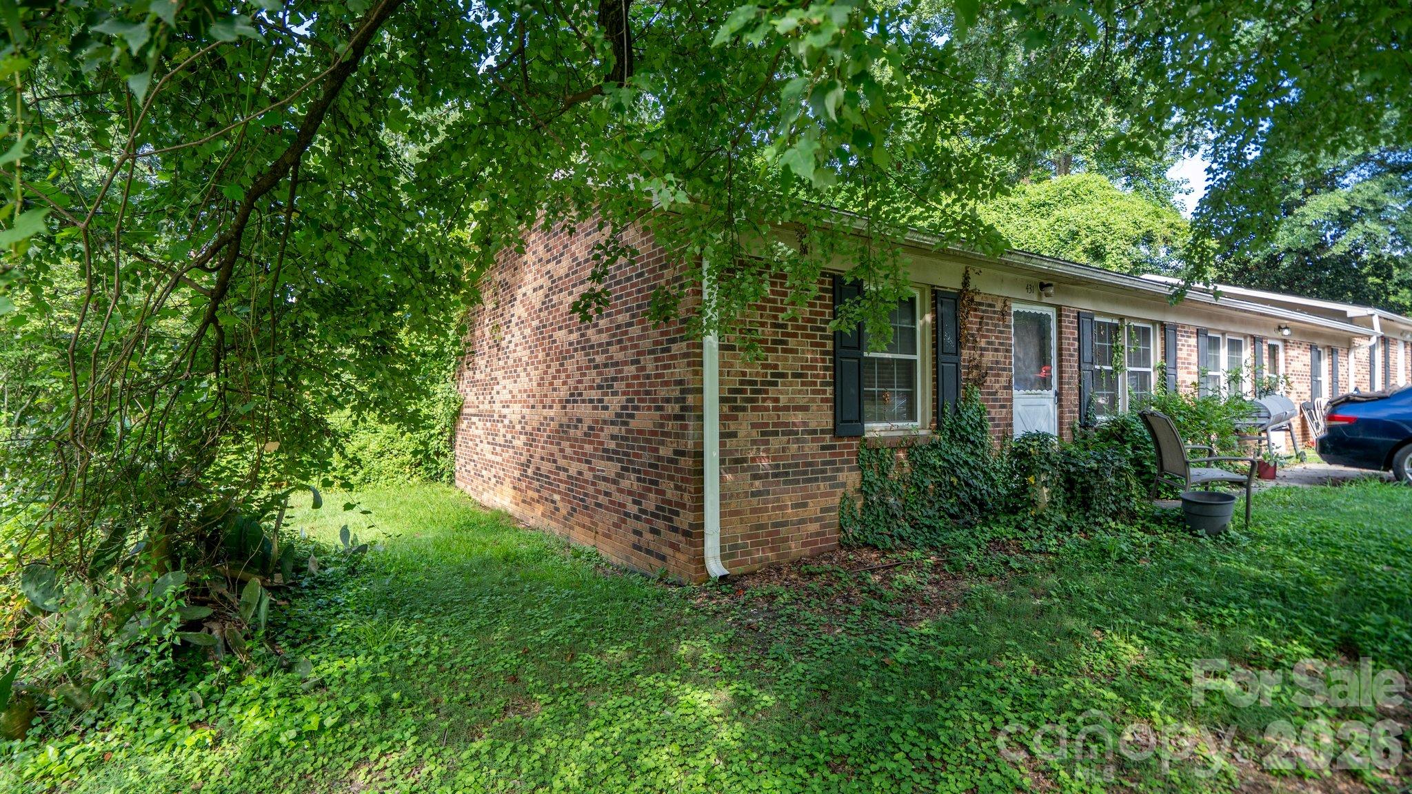 423 N Carpenter Street