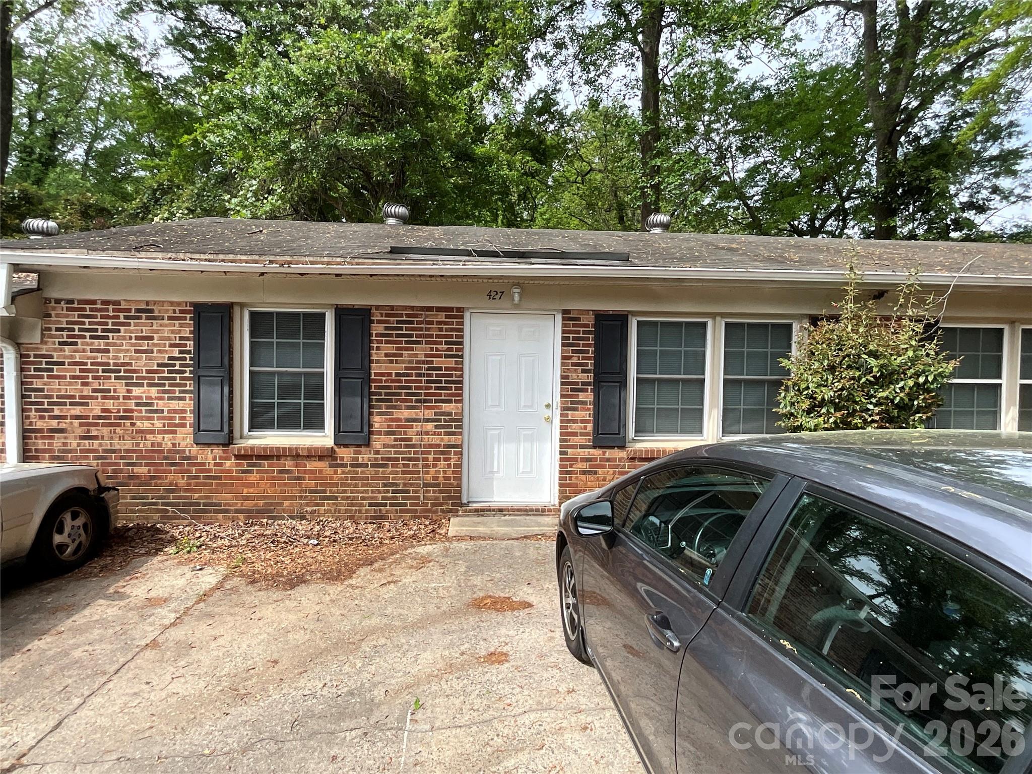 423 N Carpenter Street