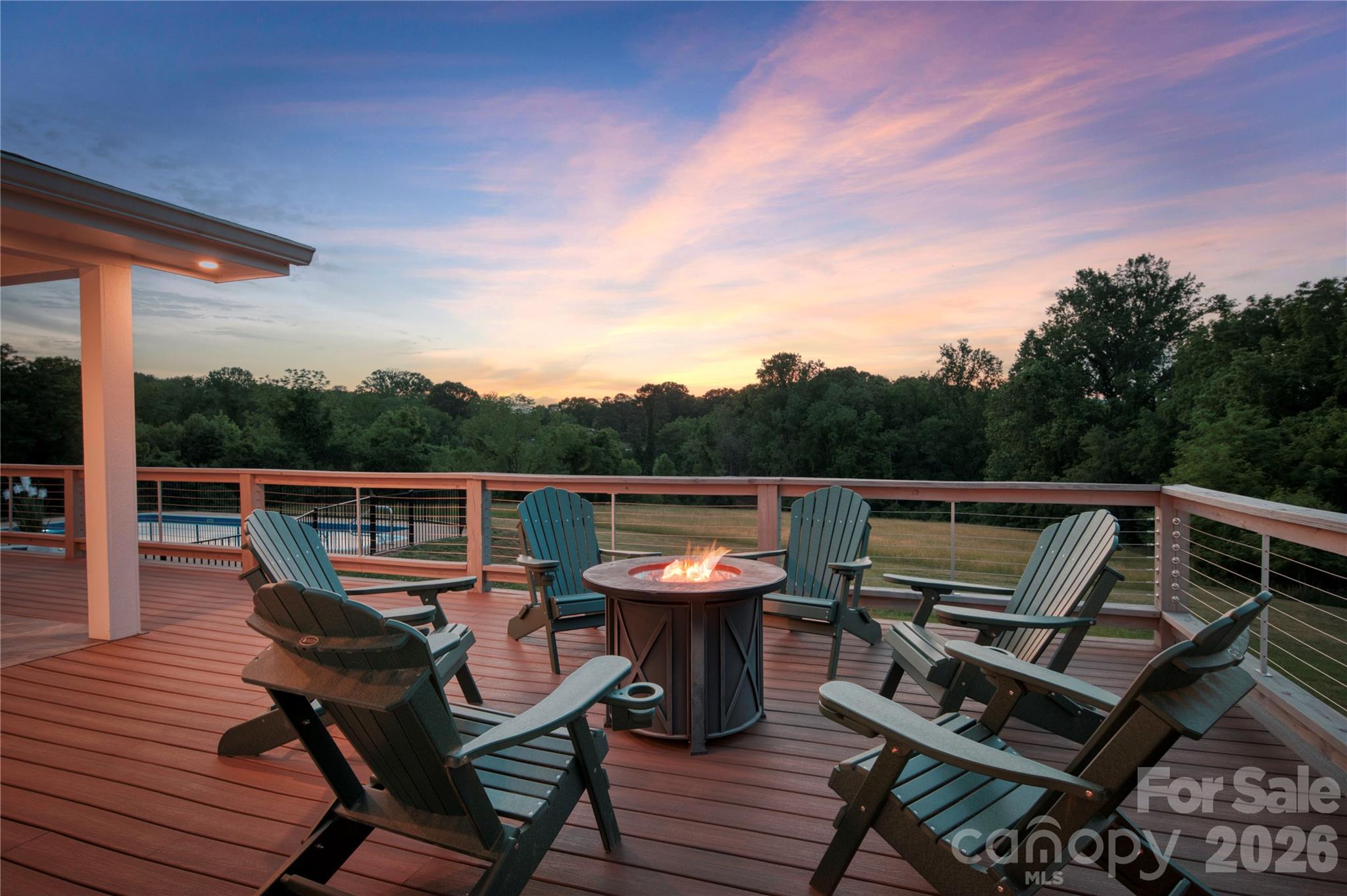 134 W Oakview Road