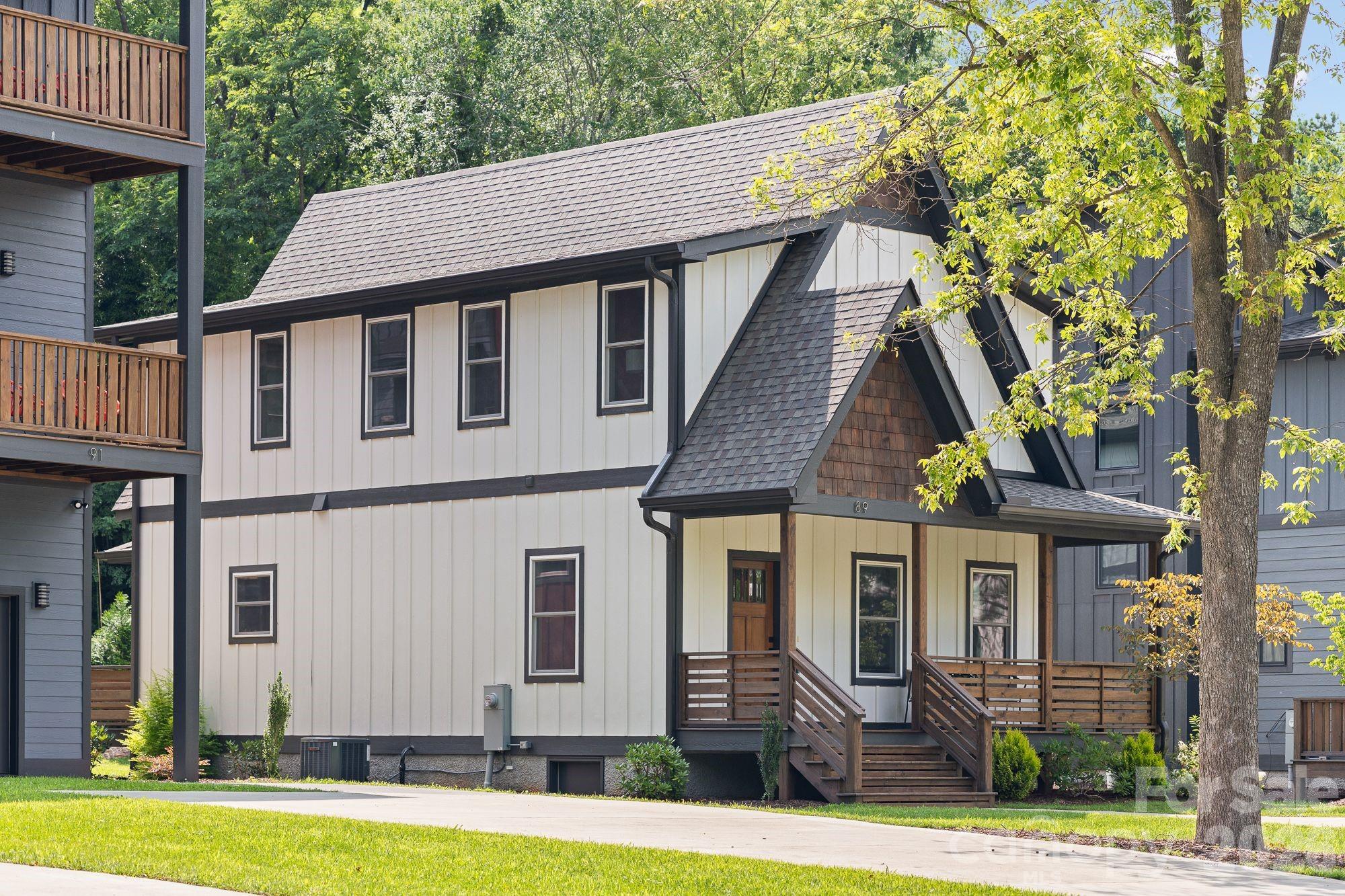89 Glendale Avenue