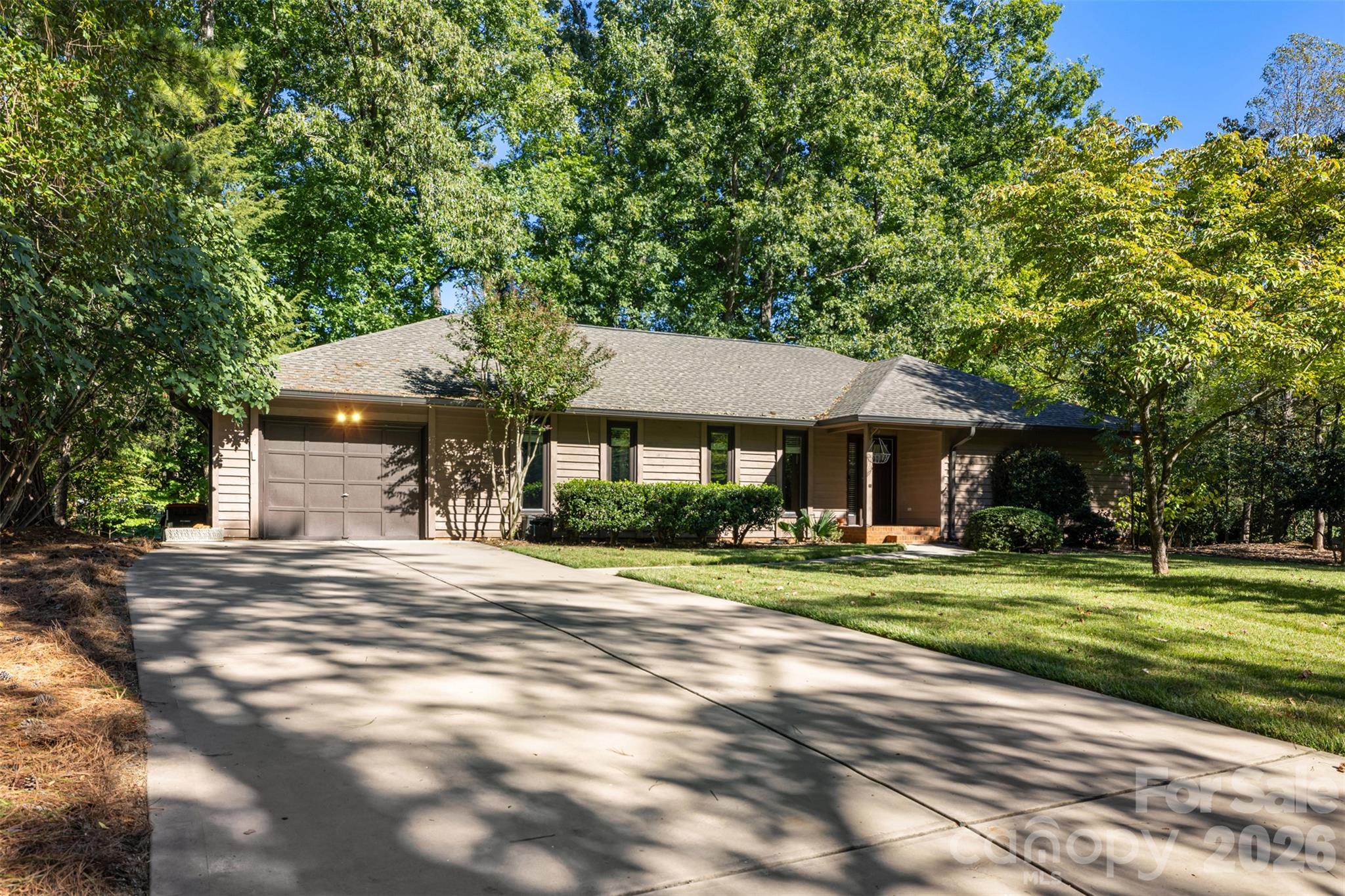 6 Catawba Ridge Court