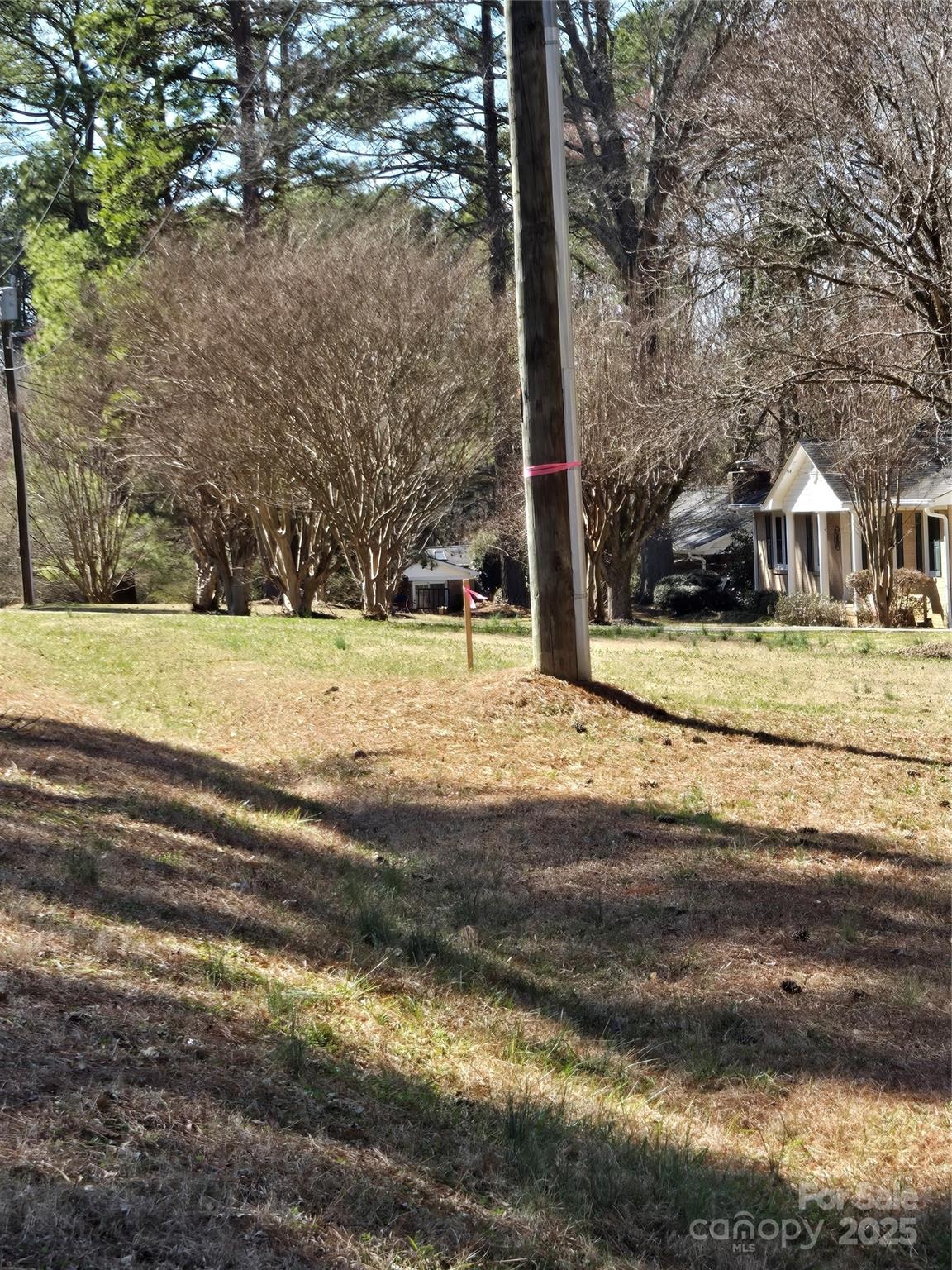 912 Allendale Circle