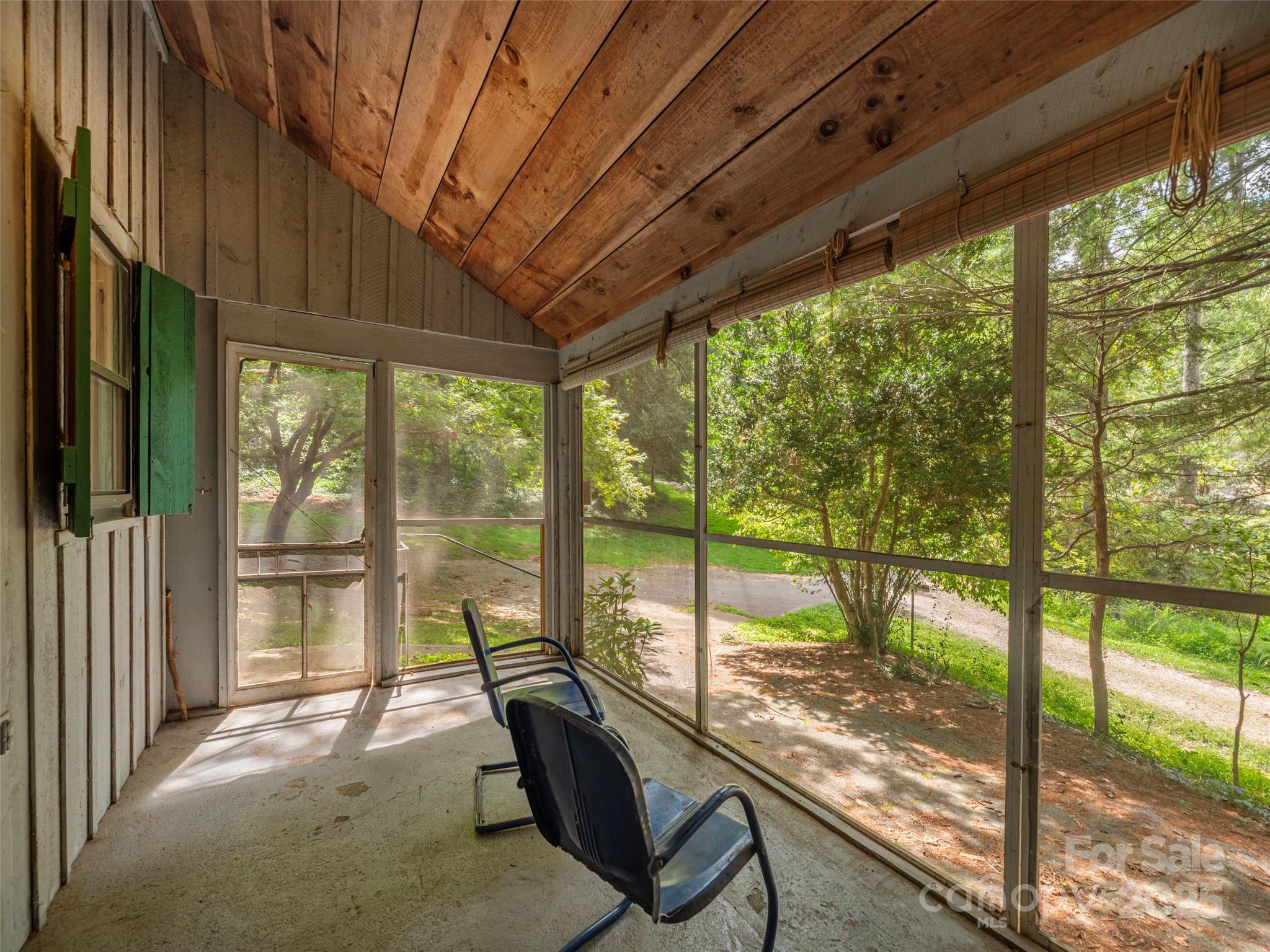 10 Beaverdam Knoll Road