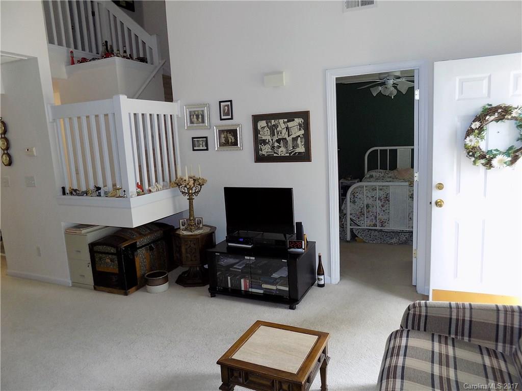 Holly Ridge - Residential