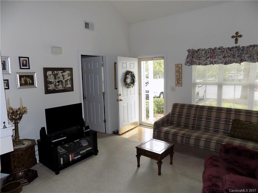 Holly Ridge - Residential