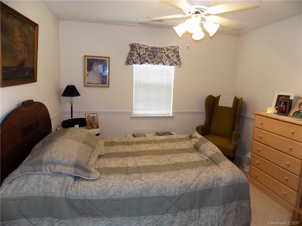 Holly Ridge - Residential