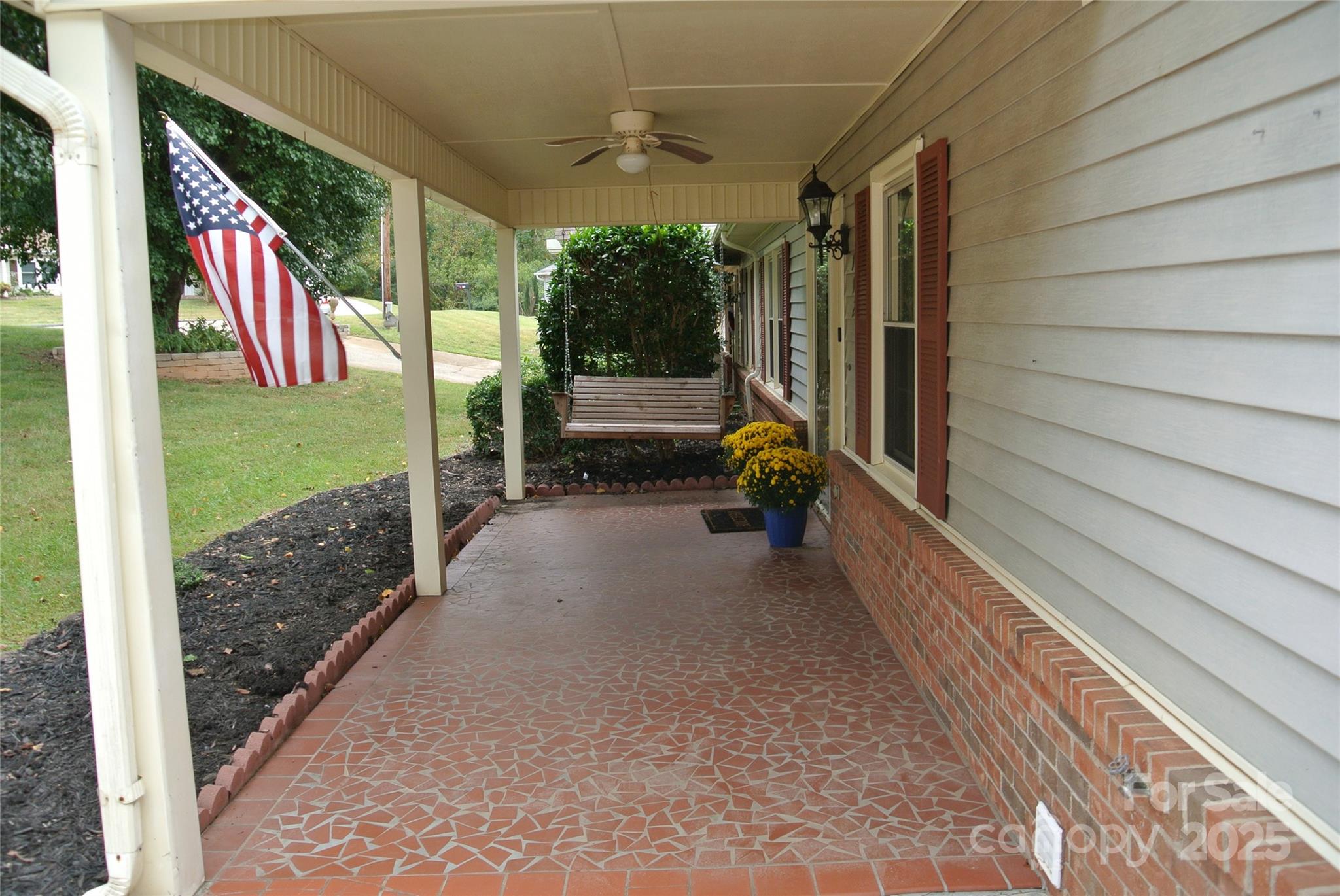 112 Holly Court