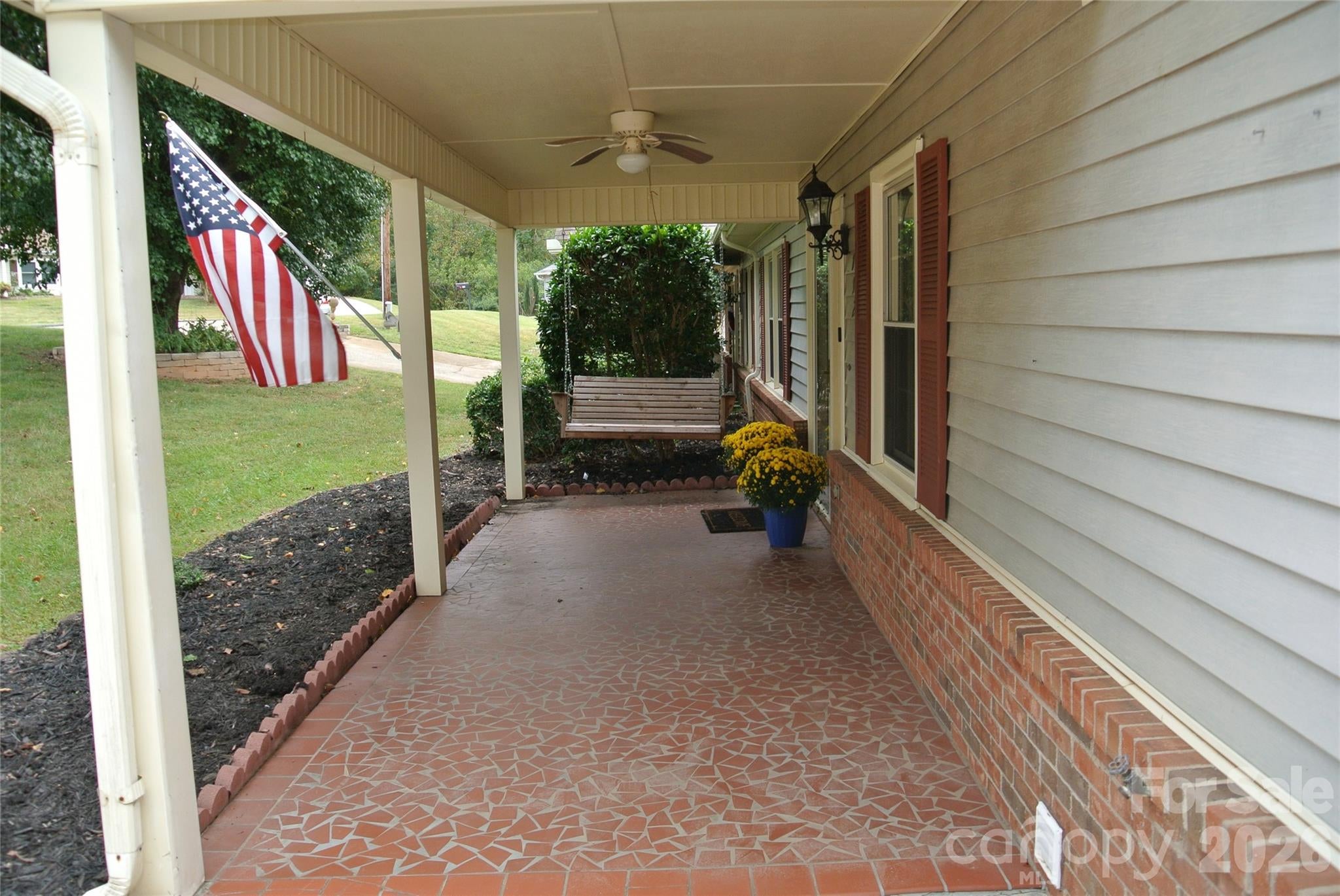 112 Holly Court