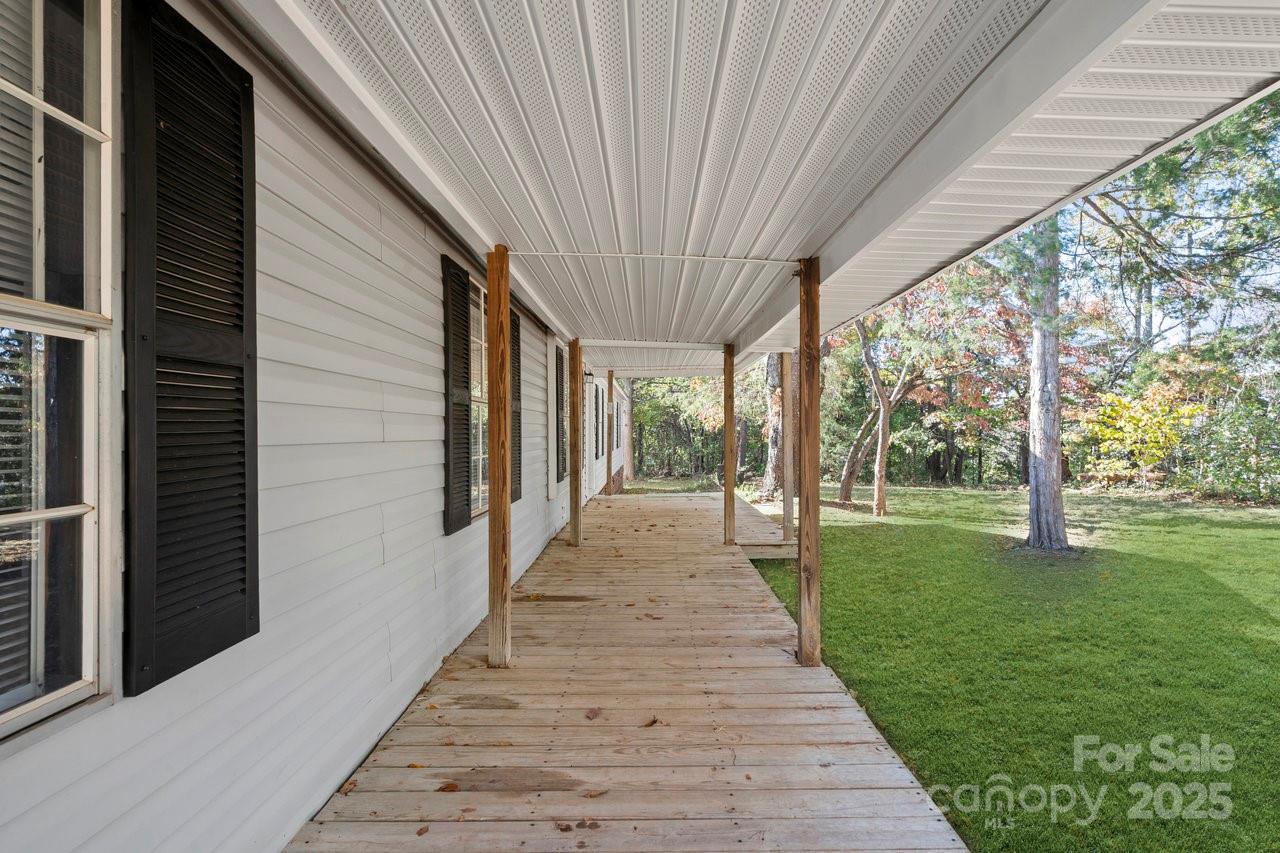 123 Swann Crossing Lane