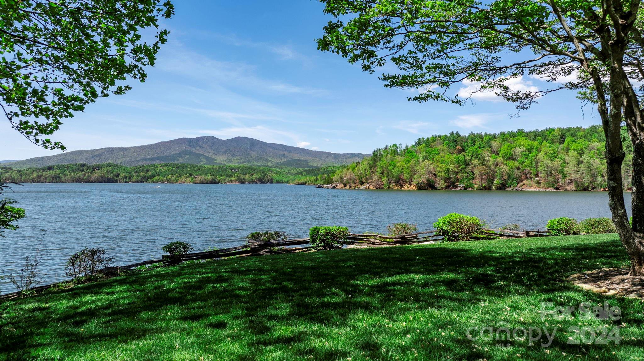 Lakeview Hills - Residential