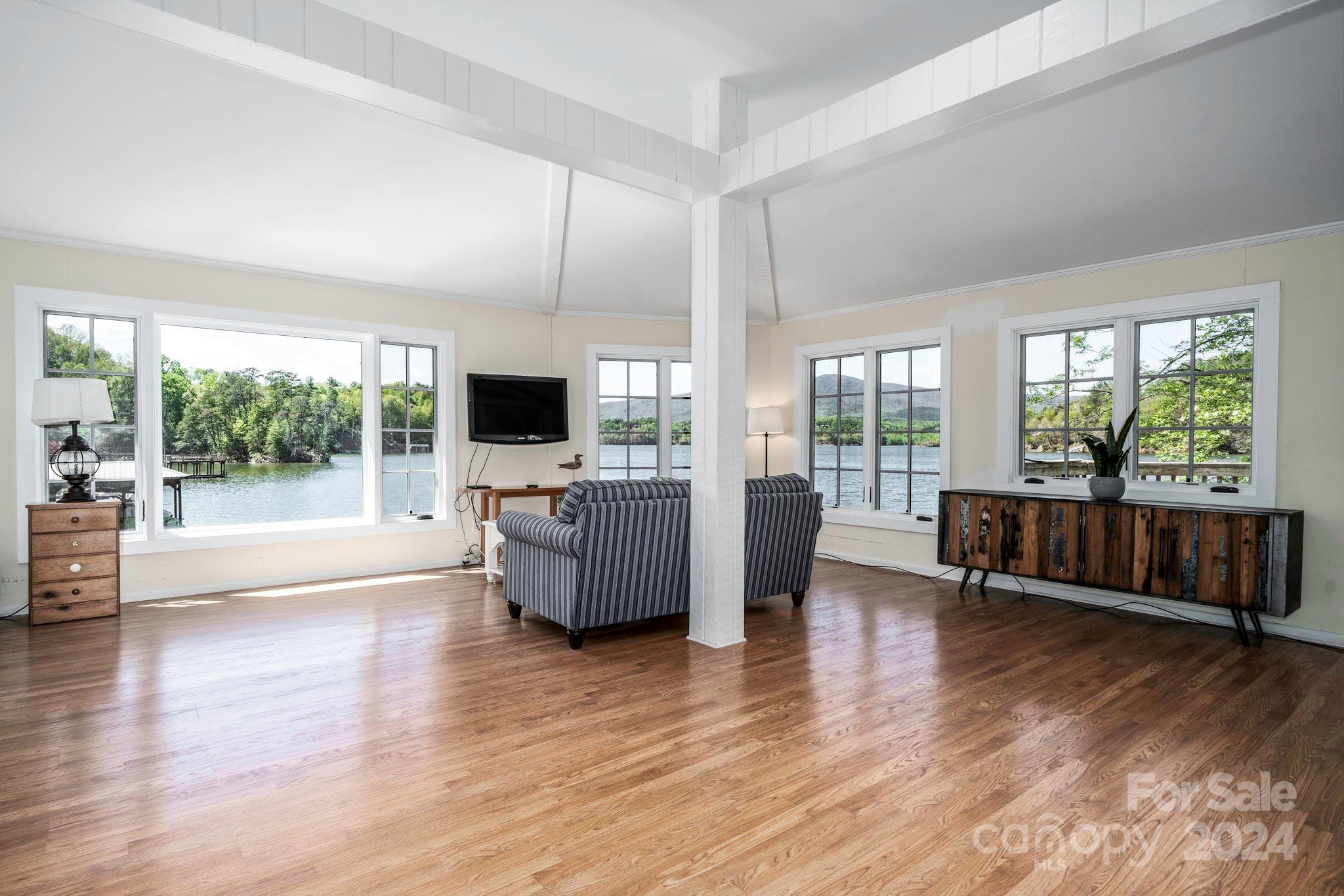 Lakeview Hills - Residential