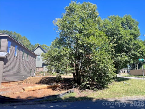 Photo of 731 E 28th Street, Charlotte, NC 28205 (MLS # 4428594)