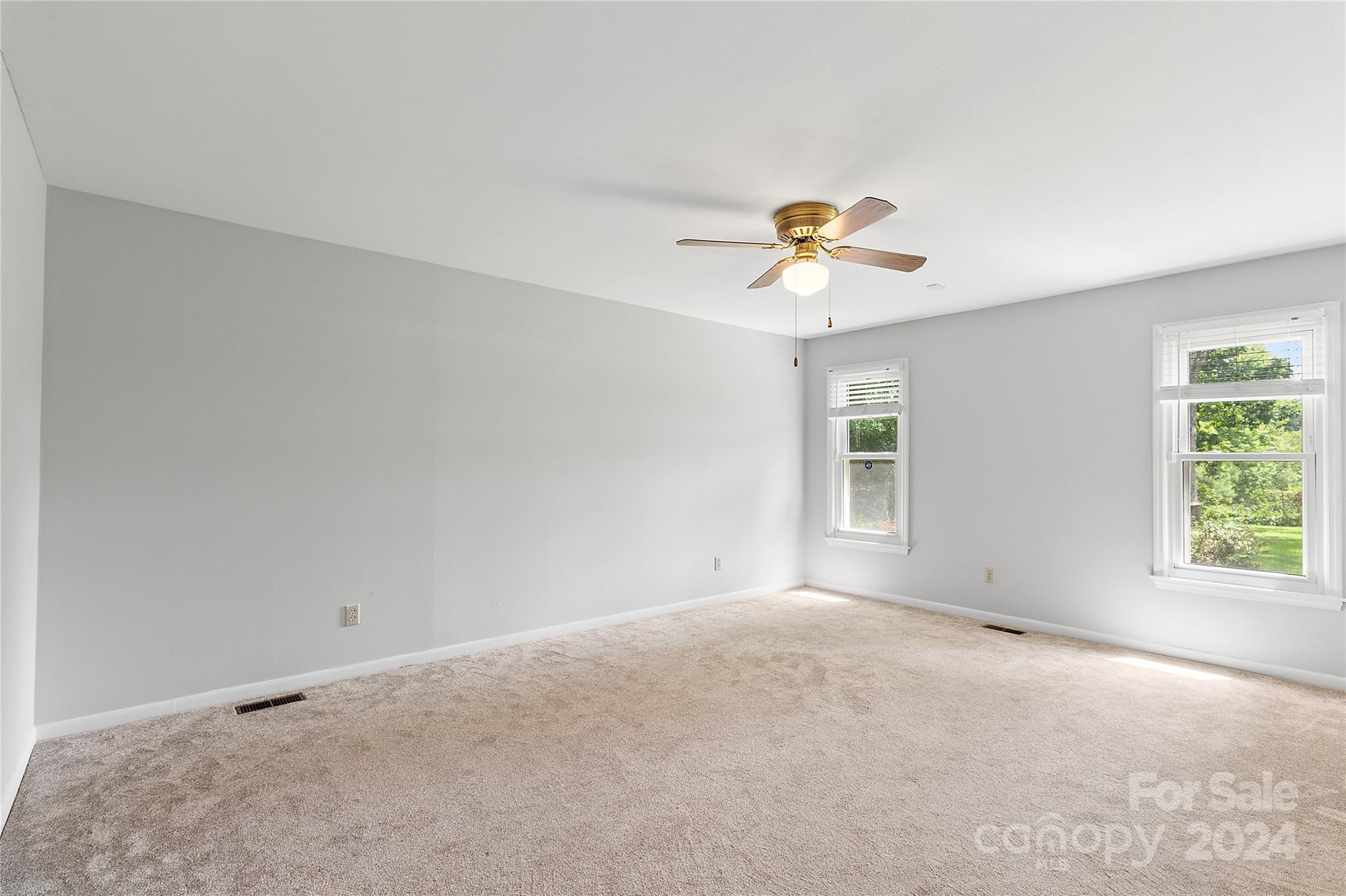 Country Club Estates - Residential