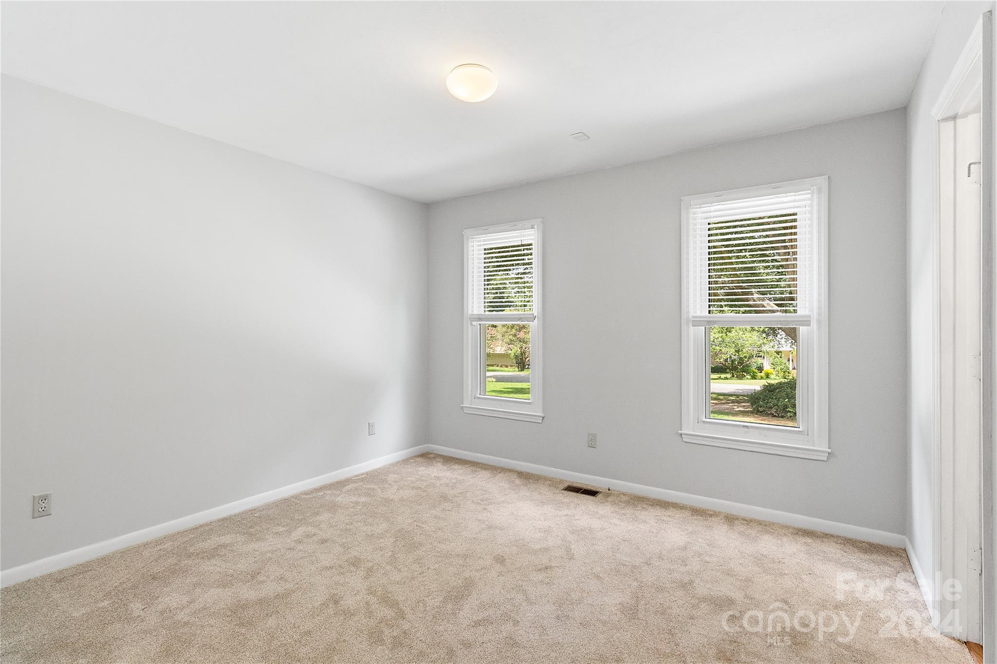 Country Club Estates - Residential