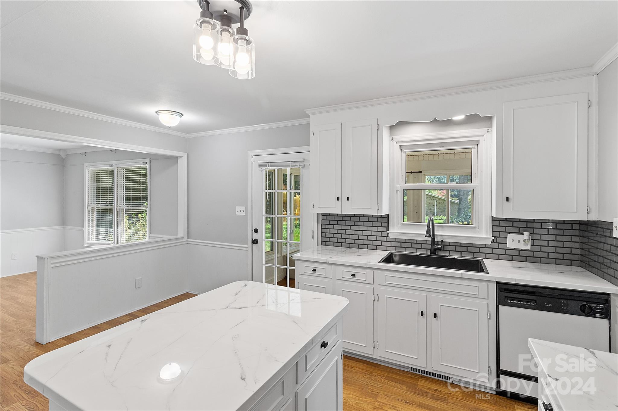 Country Club Estates - Residential