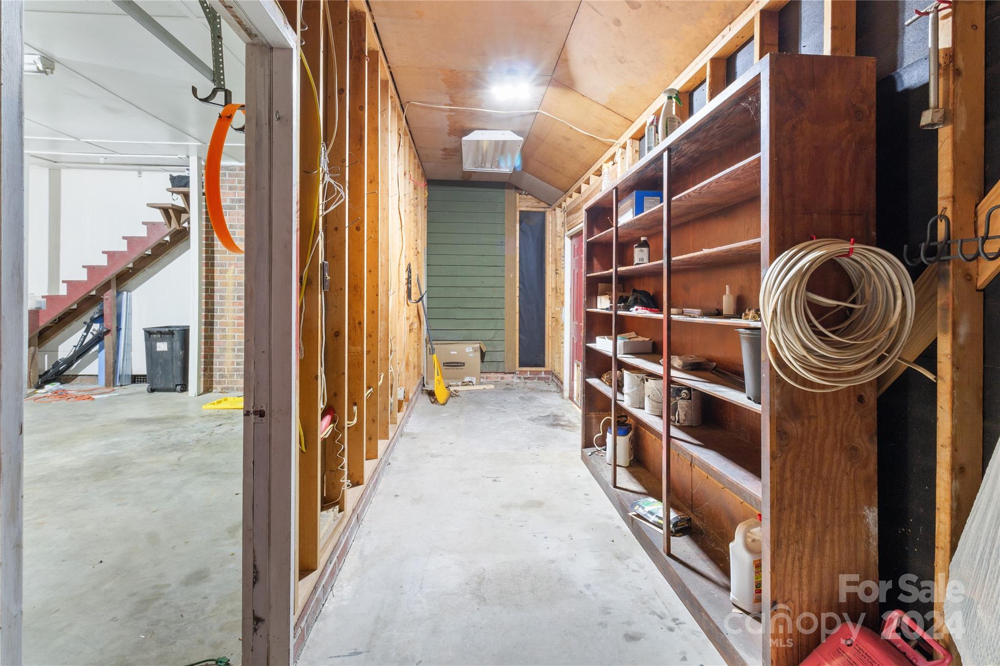 Country Club Estates - Residential