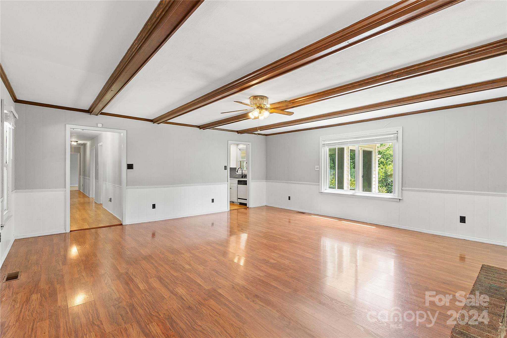 Country Club Estates - Residential