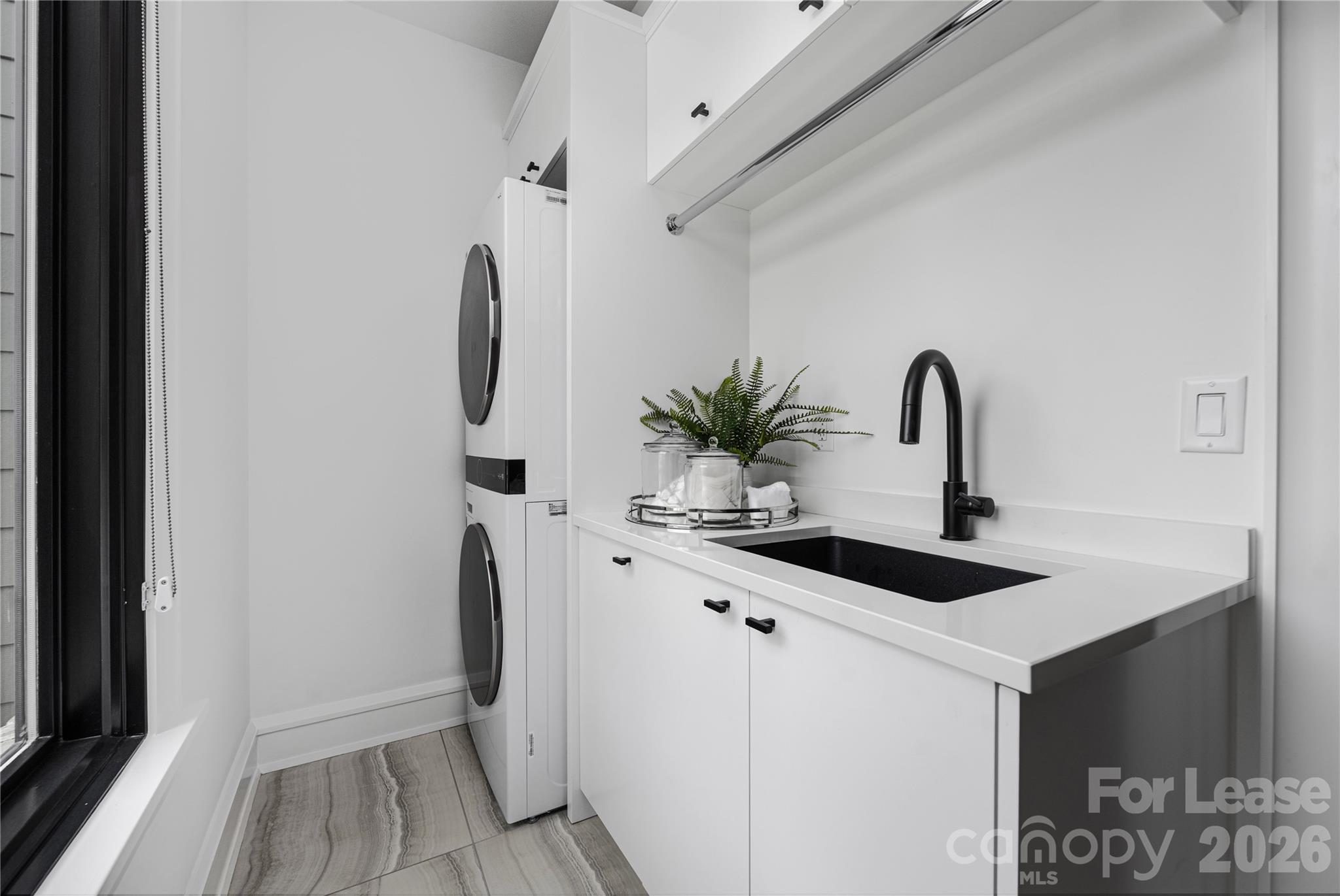 Myers Park - Residential Lease