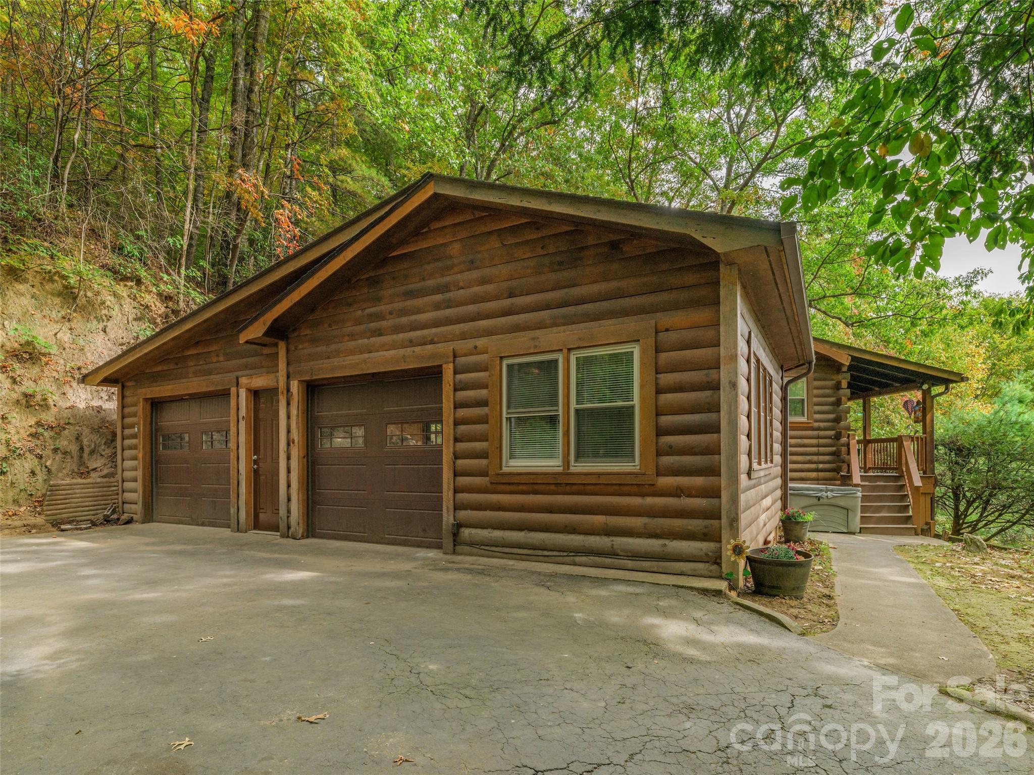 250 Creekside Drive