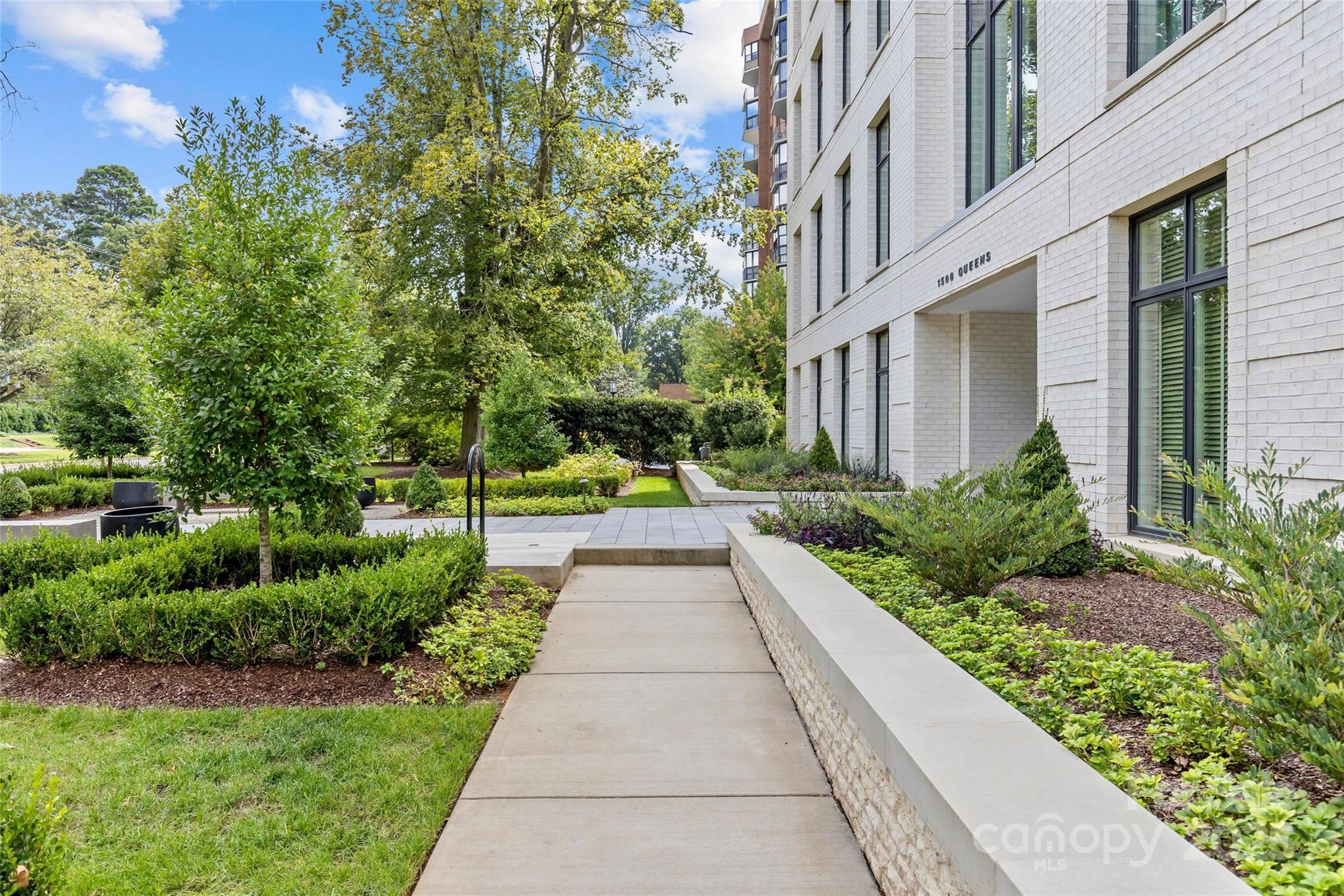 1500 Queens Road 104