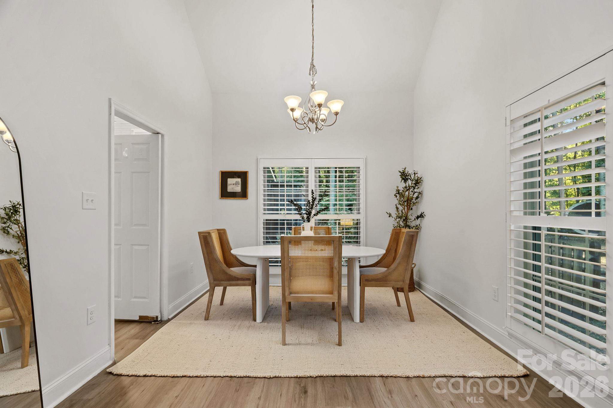 135 Southhaven Drive