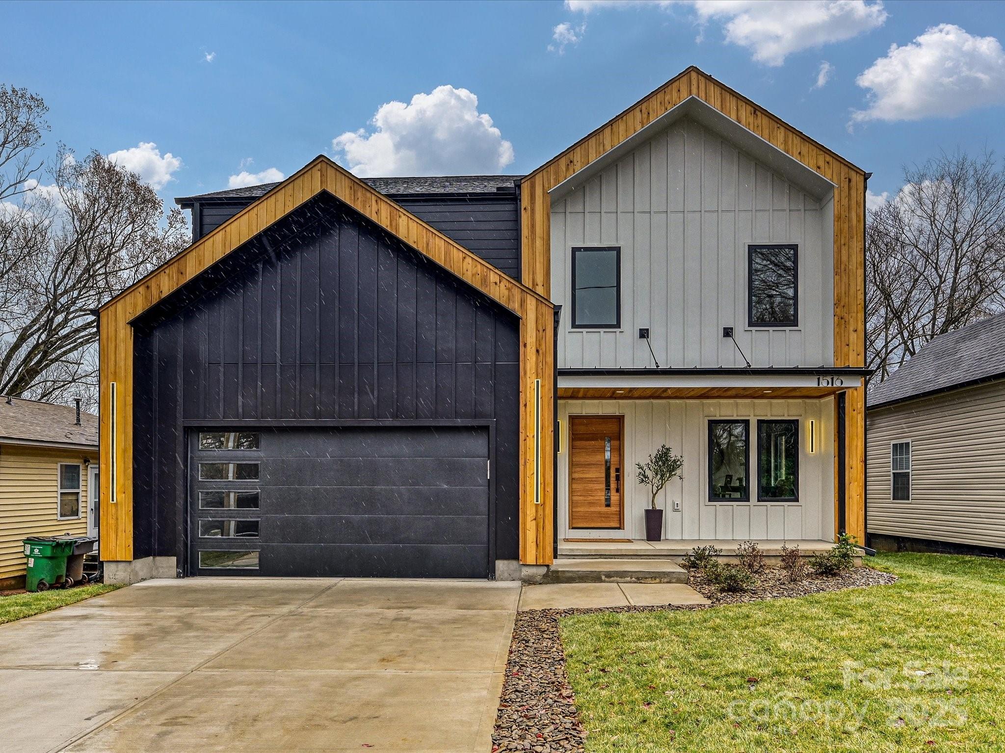 1516 N Caldwell Street
