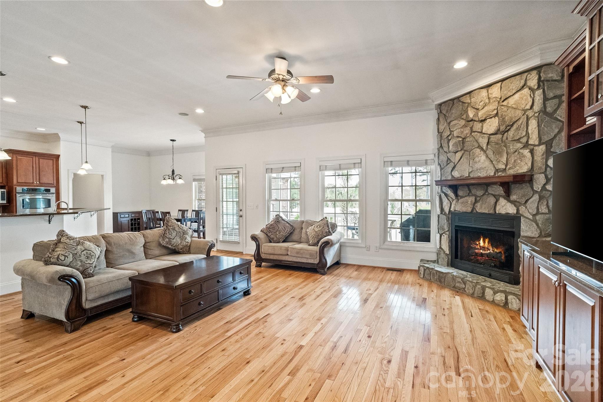 Country Club Estates - Residential