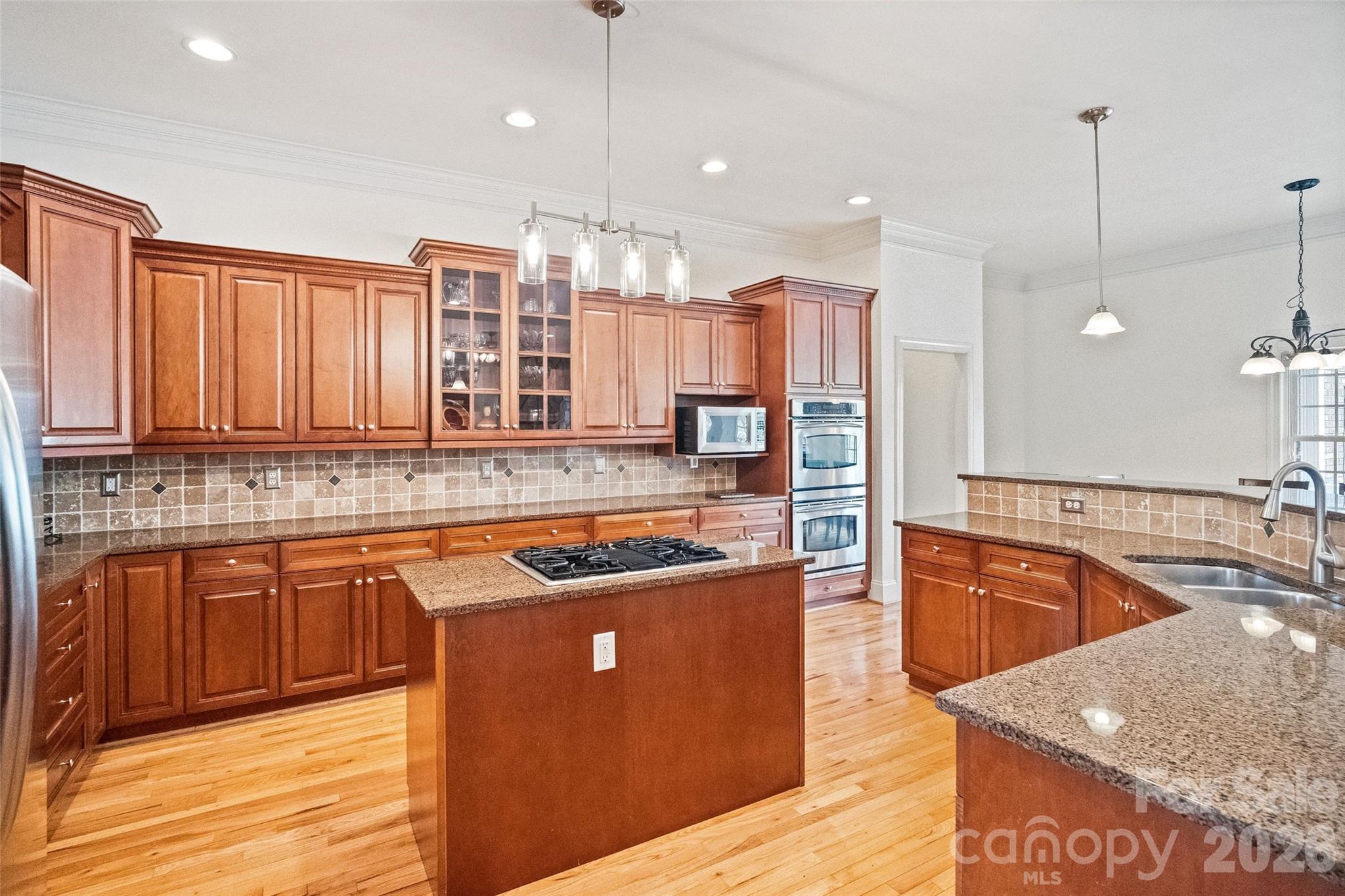 Country Club Estates - Residential