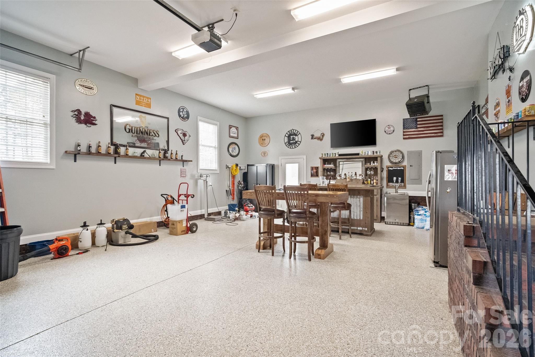 Country Club Estates - Residential