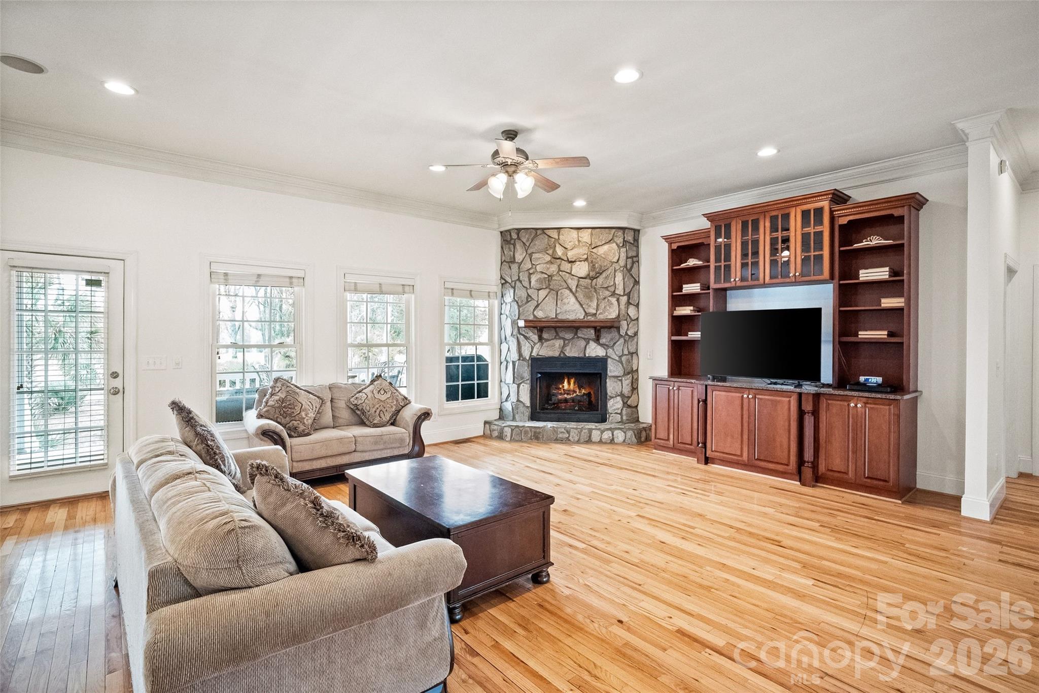 Country Club Estates - Residential