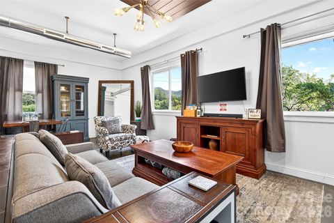 626 Old Lytle Cove Road Swannanoa NC 28778