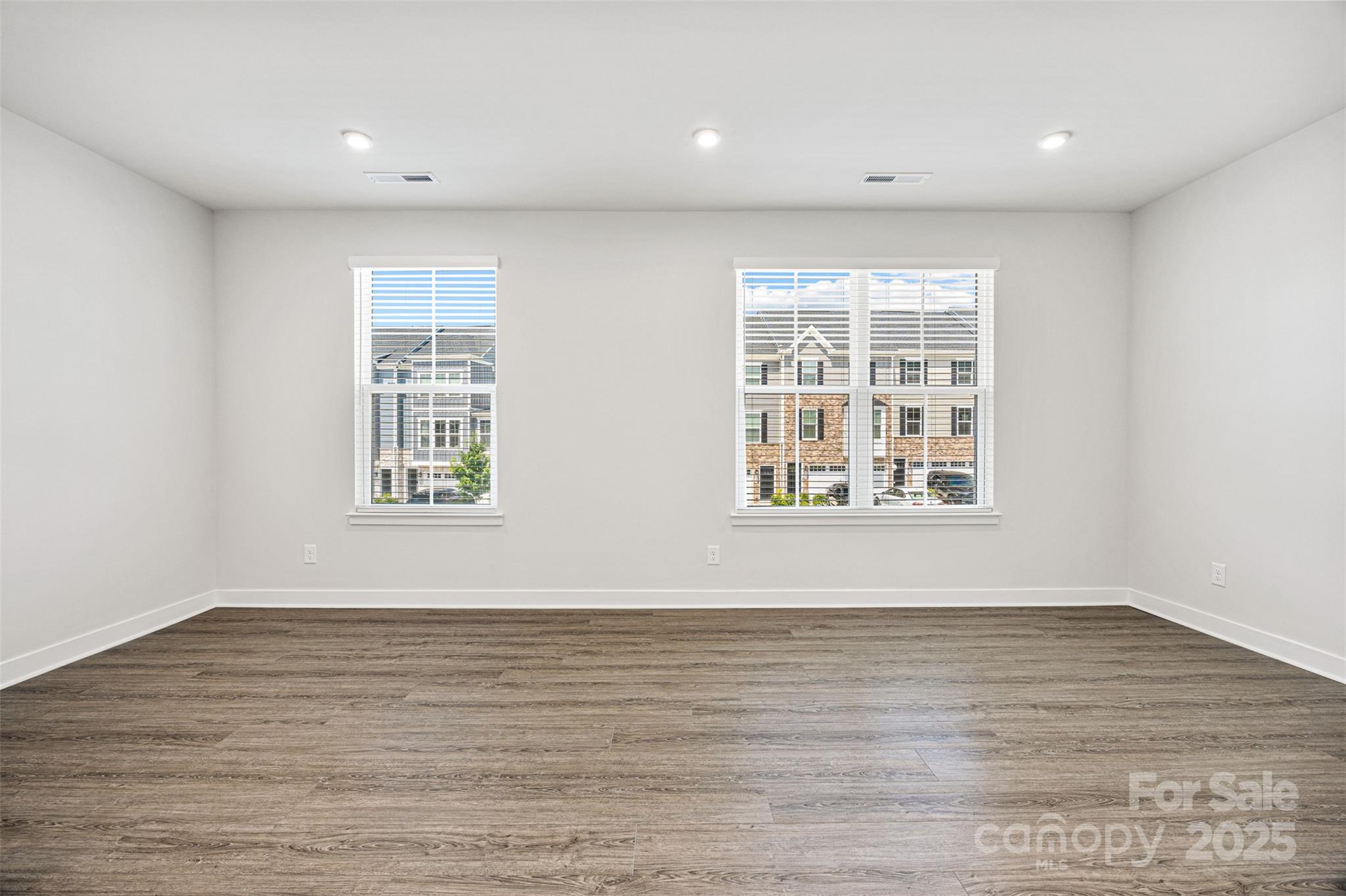 Trinity Townes - Residential