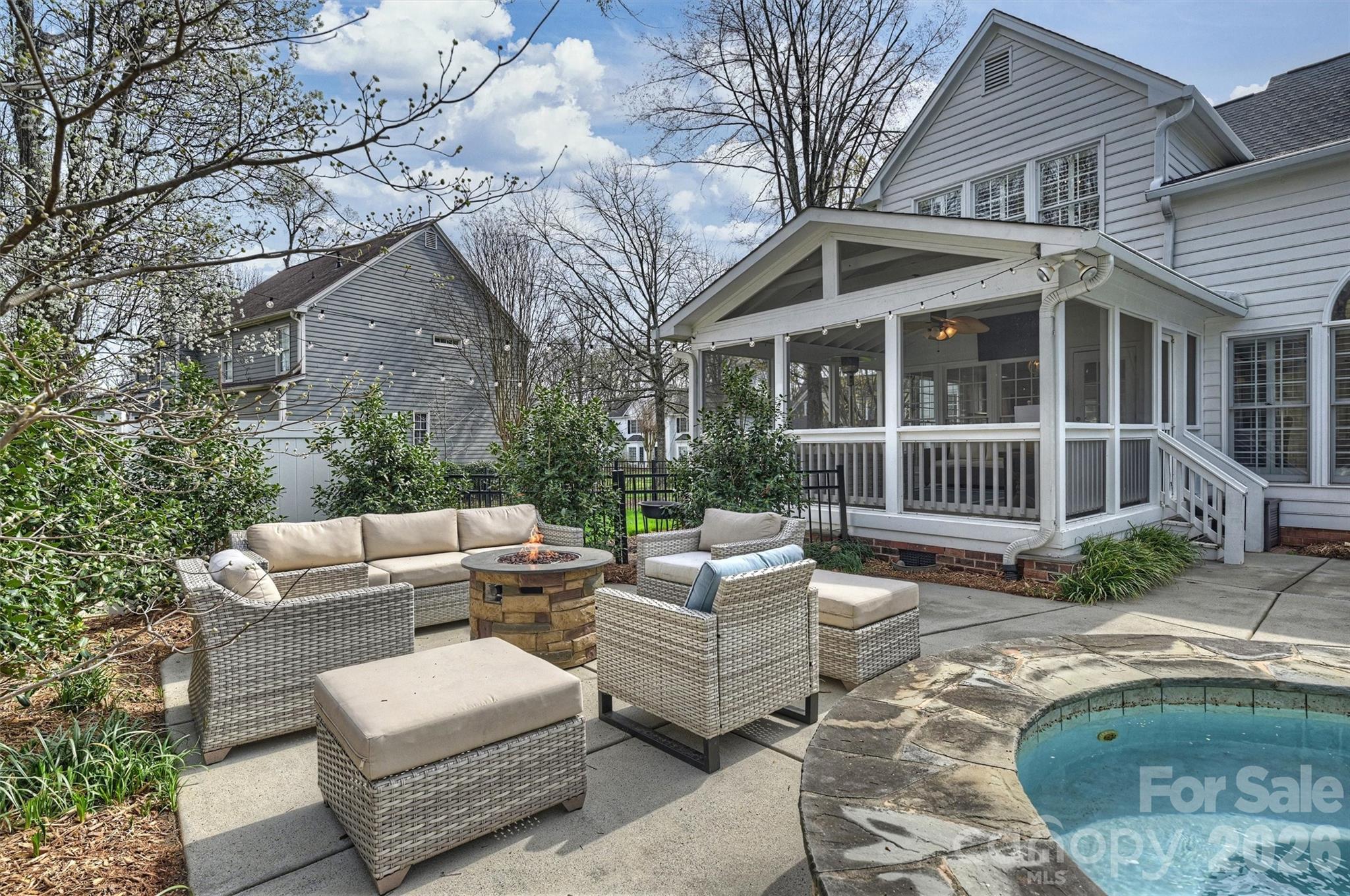 Highland Creek - Residential