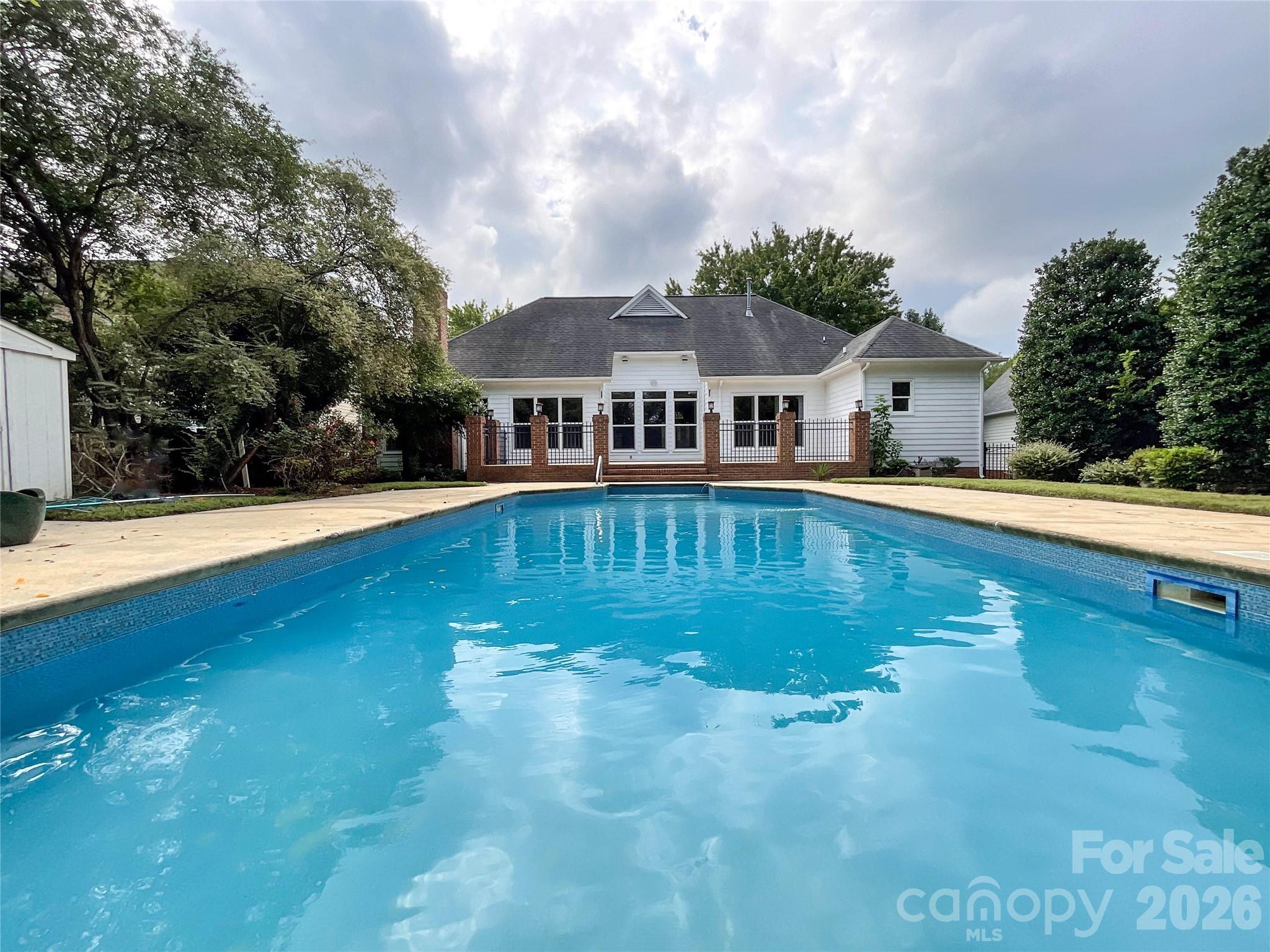 7000 Royce Court