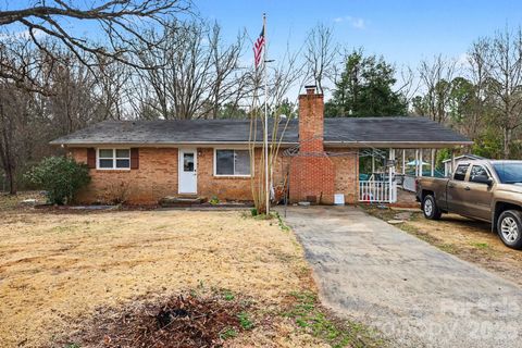 128 Paul Snipes Road Lancaster SC 29720