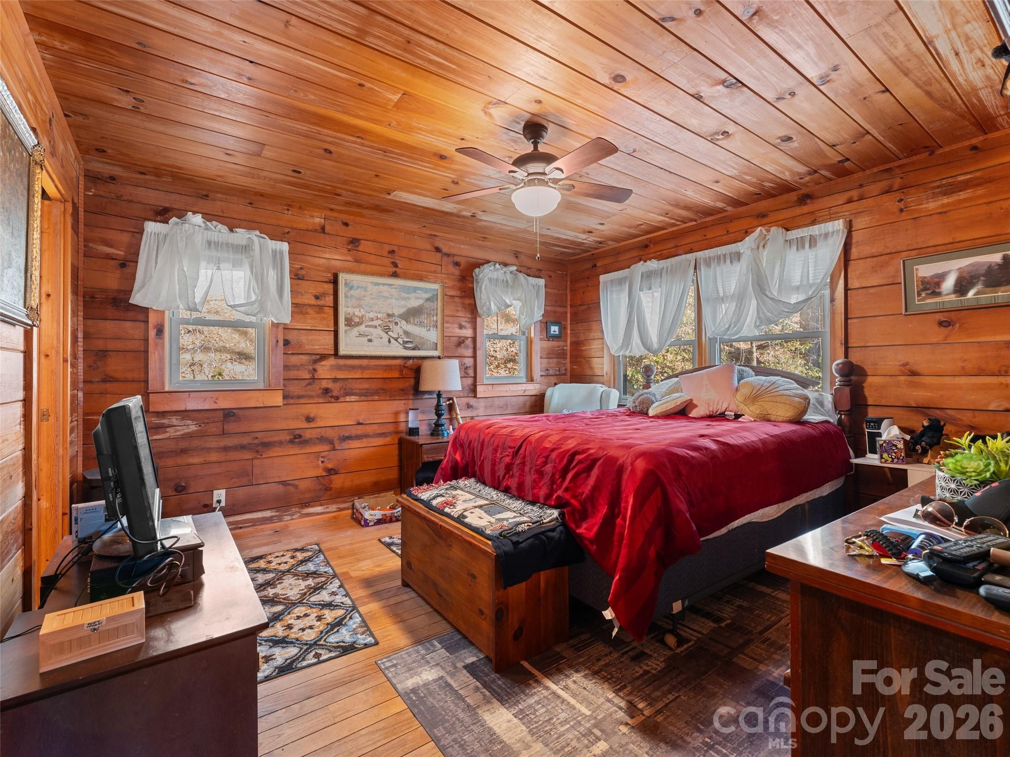 Country Club Cove Estates - Residential