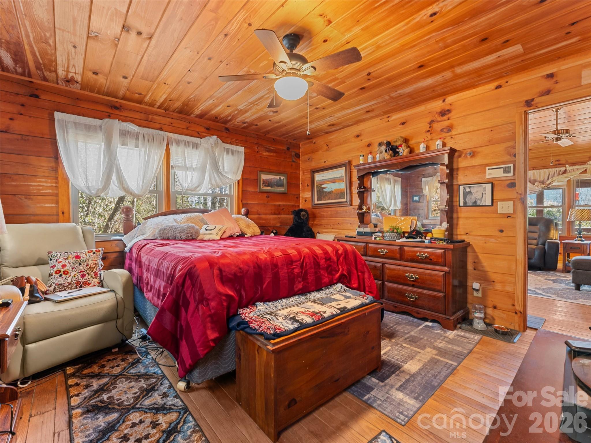 Country Club Cove Estates - Residential