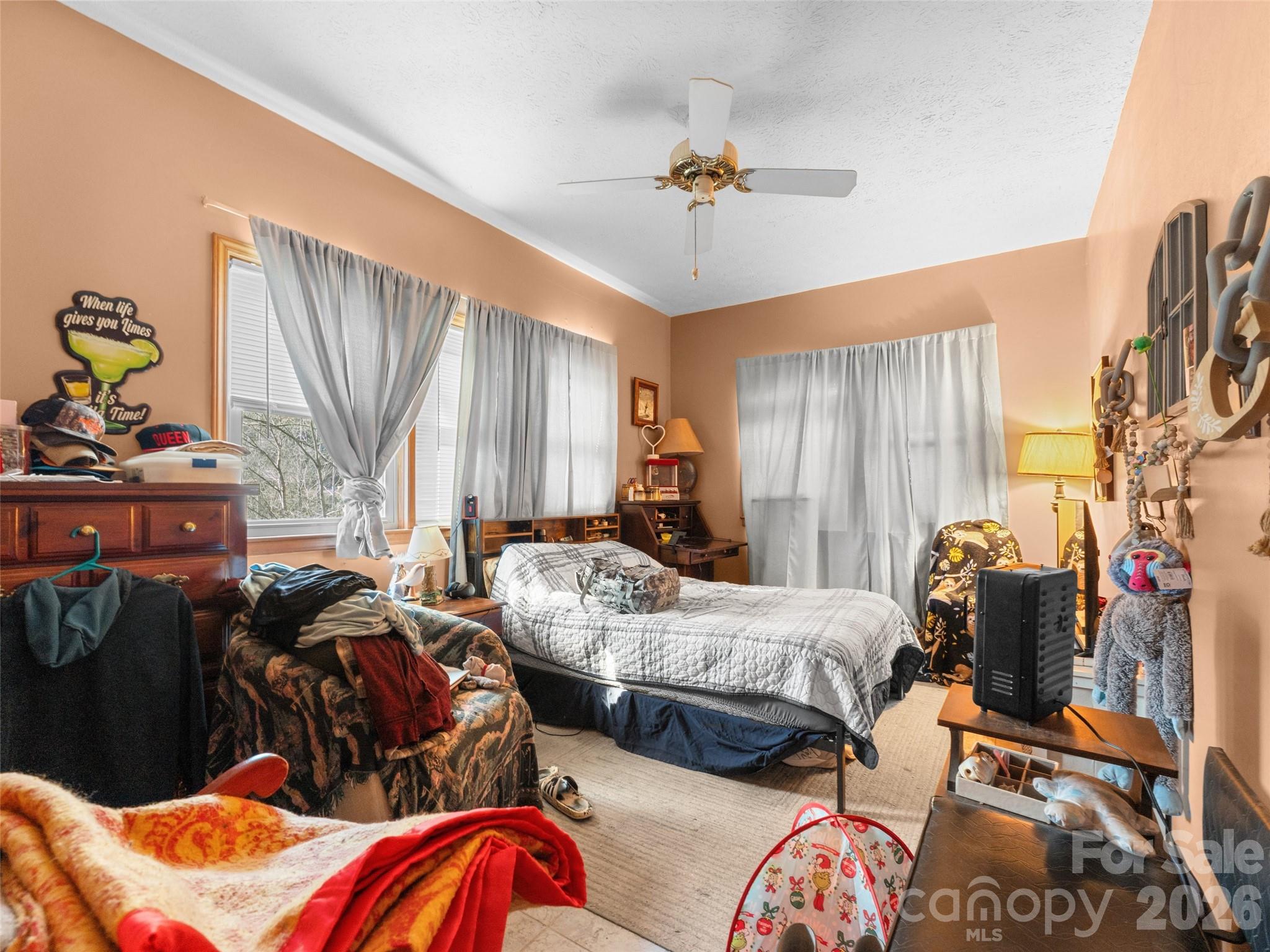 Country Club Cove Estates - Residential