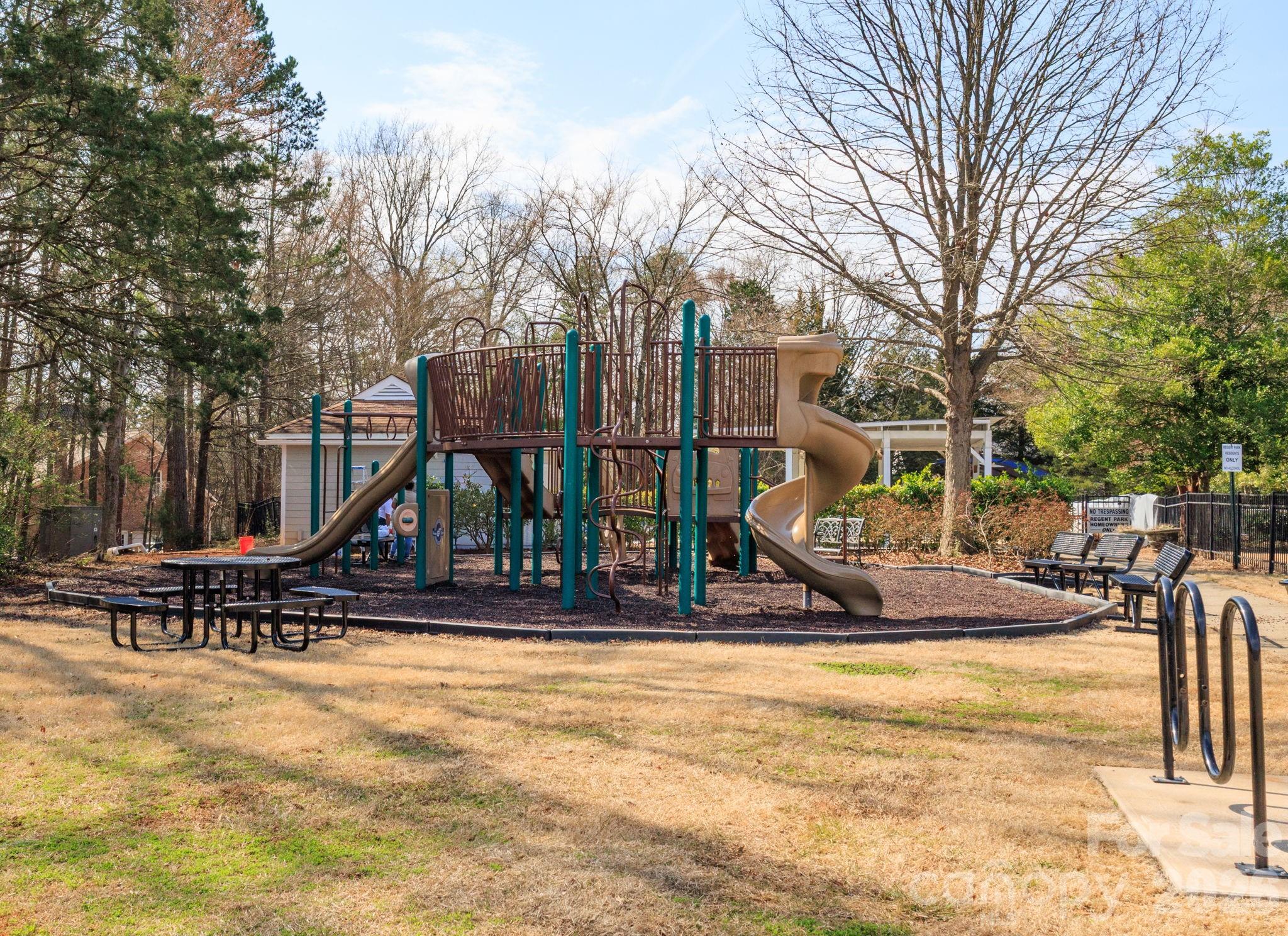 Regent Park - Residential