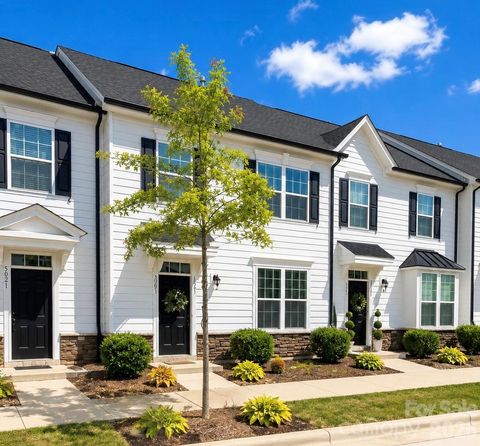 Photo of 5025 Patton Drive, Gastonia, NC 28056 (MLS # 4392818)