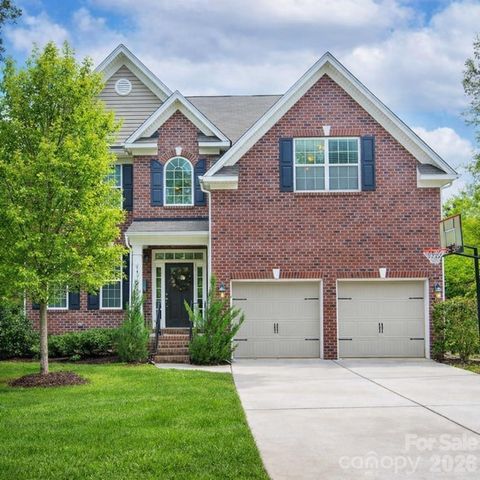 949 Autumn Glen Court Lake Wylie SC 29710