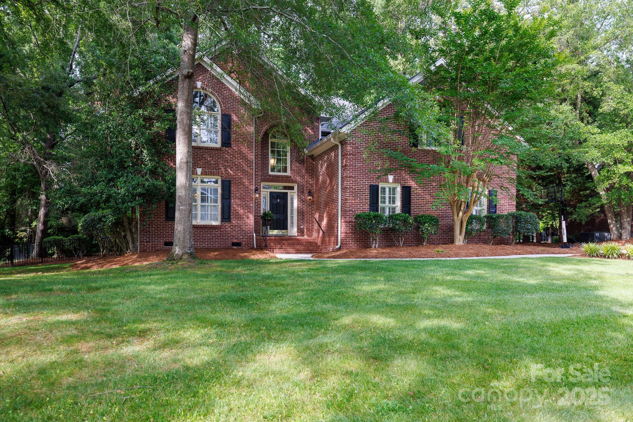 The Summit - Residential