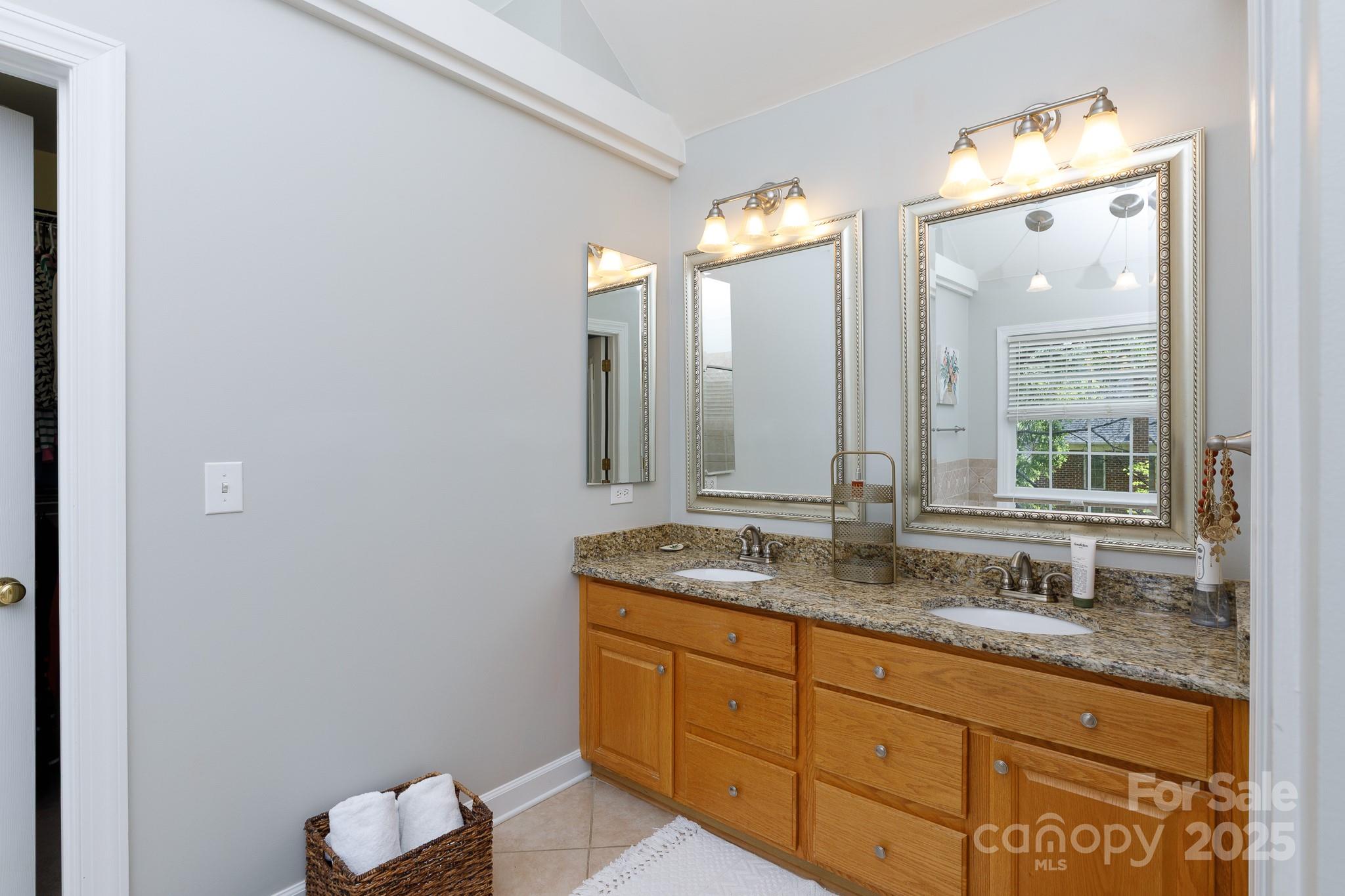 The Summit - Residential