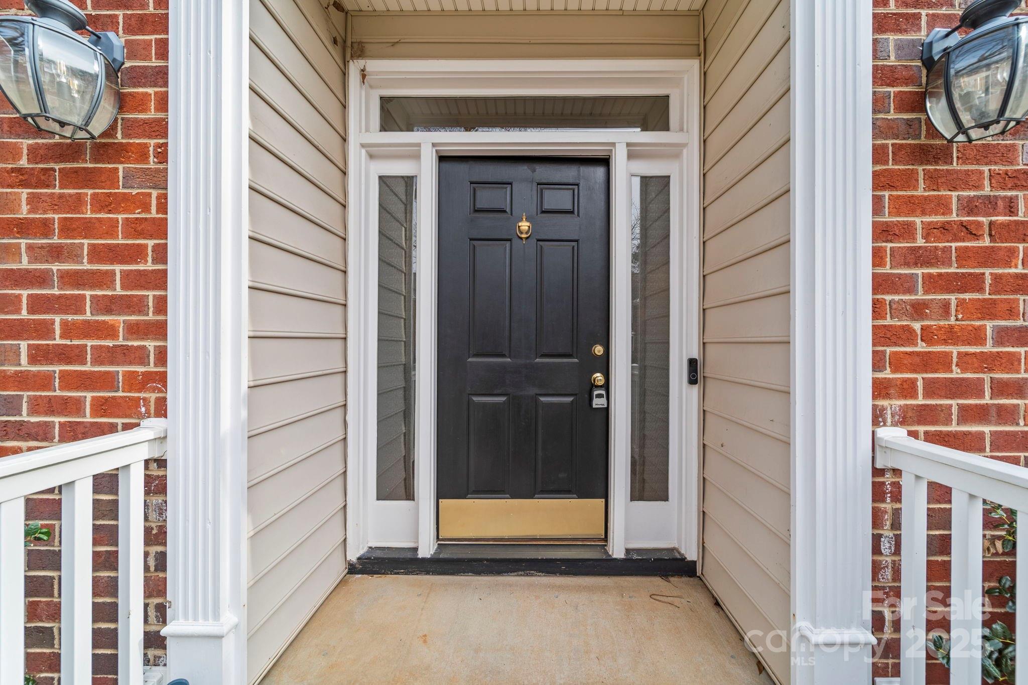 8811 Briarstone Lane