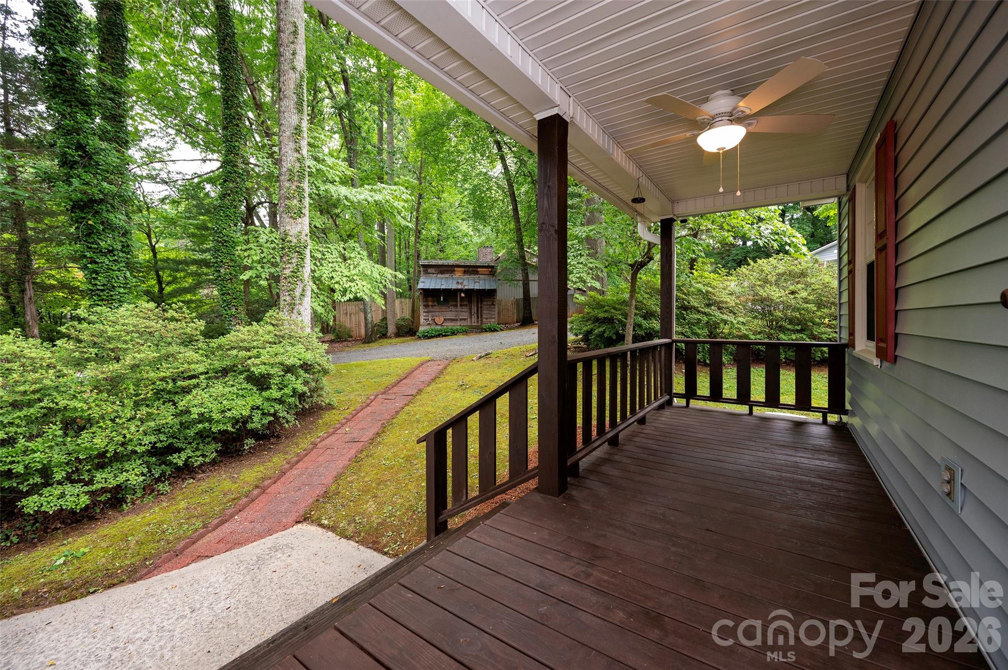 6175 La Crosse Court