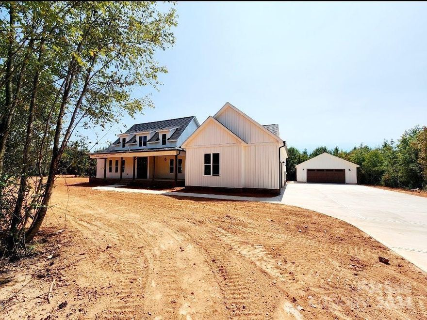 2735 sq foot home with garage.  3 bedrooms, 2.5 baths, additional detached 24 X 24 garage