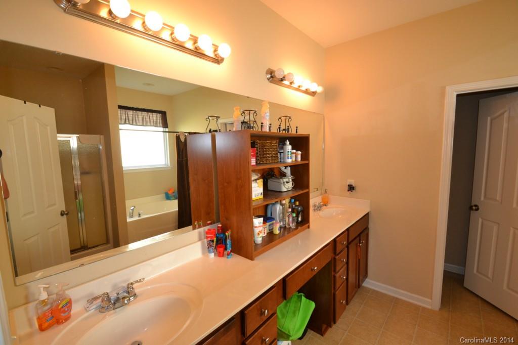 Brandon Oaks - Residential